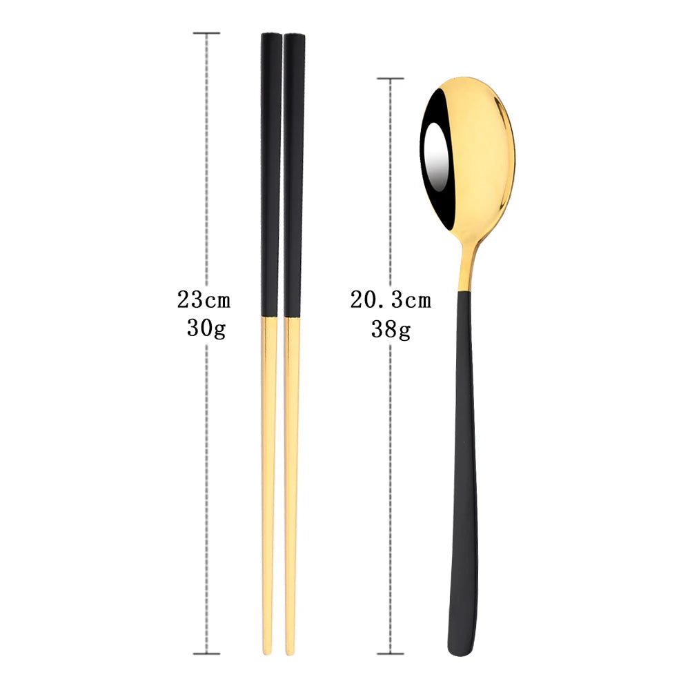 Dimensions : baguettes 23 cm – 30 g, cuillère 20,3 cm – 38 g