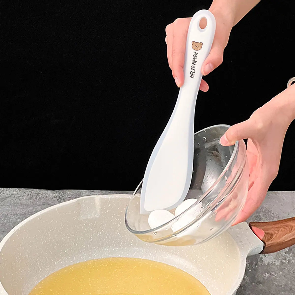 spatule en silicone pour cuisson à haute température