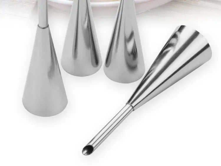 Douilles à pâtisserie en acier inoxydable - Set de 14 pièces pour gâteaux et desserts douillepoche