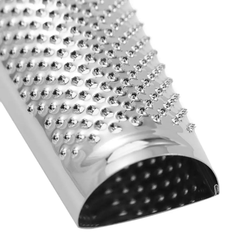 râpe à muscade durable et pratique
