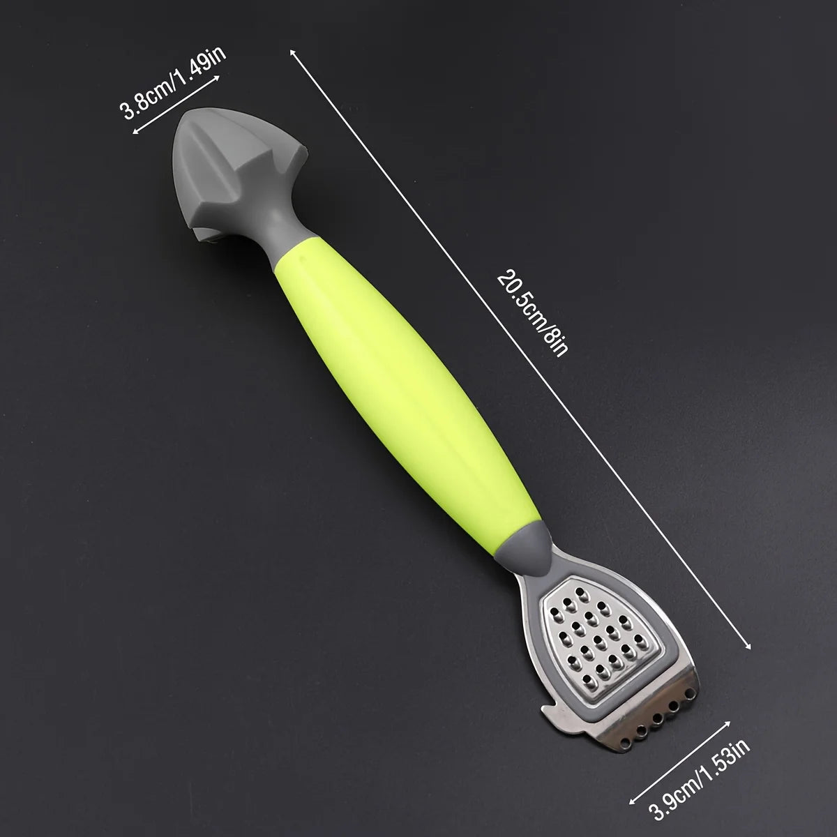 outil en inox pour extraire le jus des agrumes