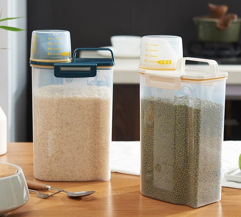 Récipient de stockage alimentaire avec bec verseur et doseur gradué