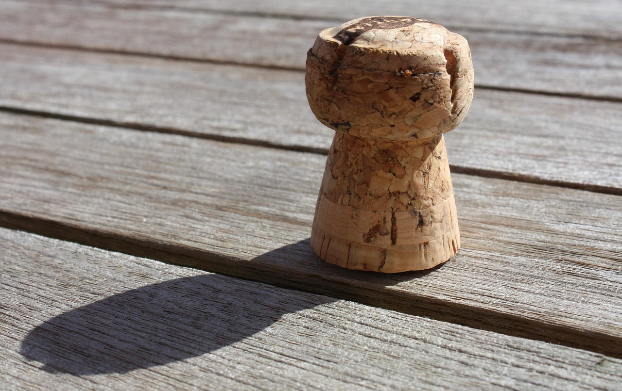 Ouvrir une bouteille de champagne
