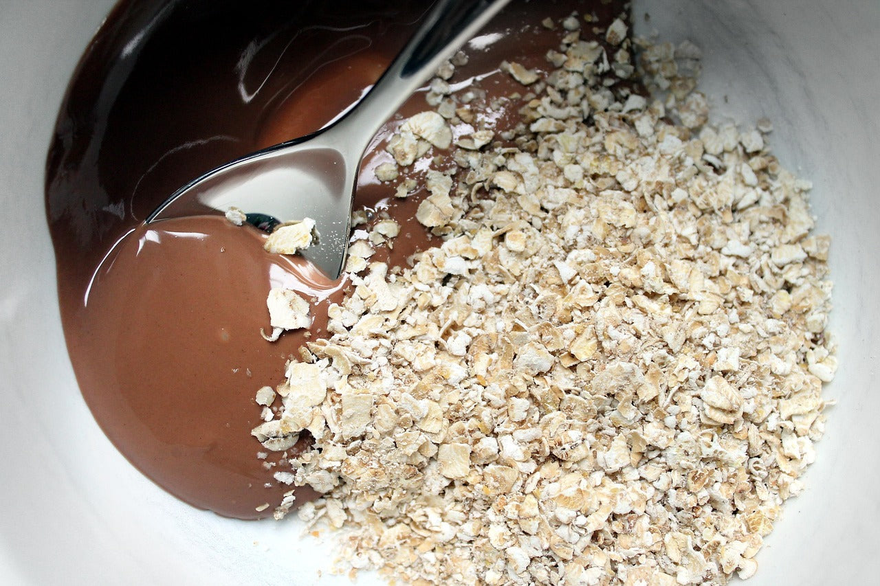 Comment préparer des céréales au chocolat maison : granola et version sans four