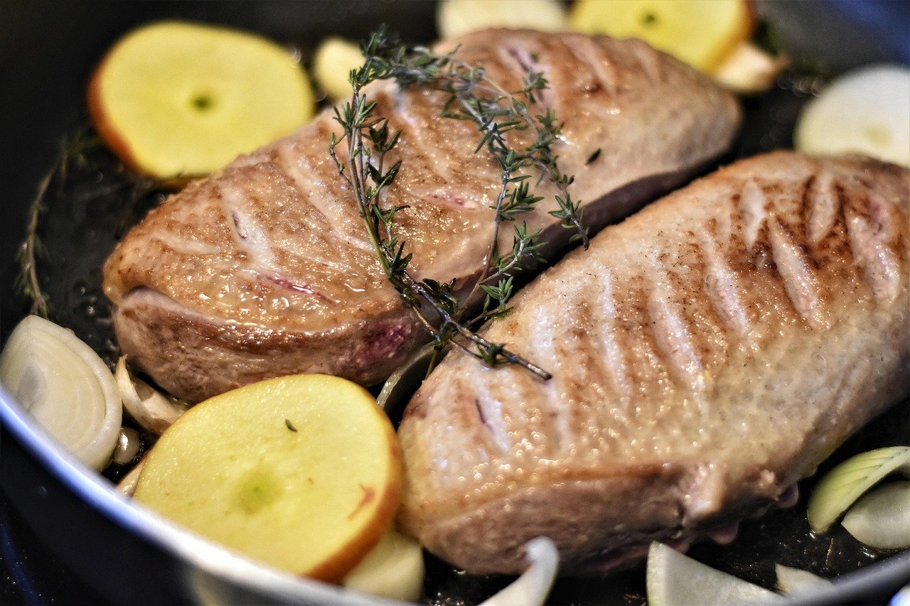 Comment cuisiner des magrets de canard : cuisson et 5 recettes