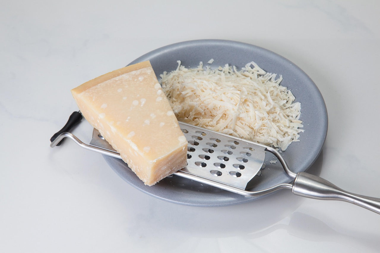 Comment conserver du parmesan : en morceau, râpé ou congelé