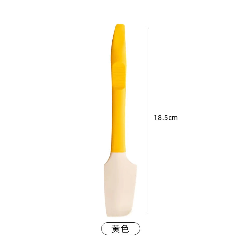 spatule pour remuer et servir