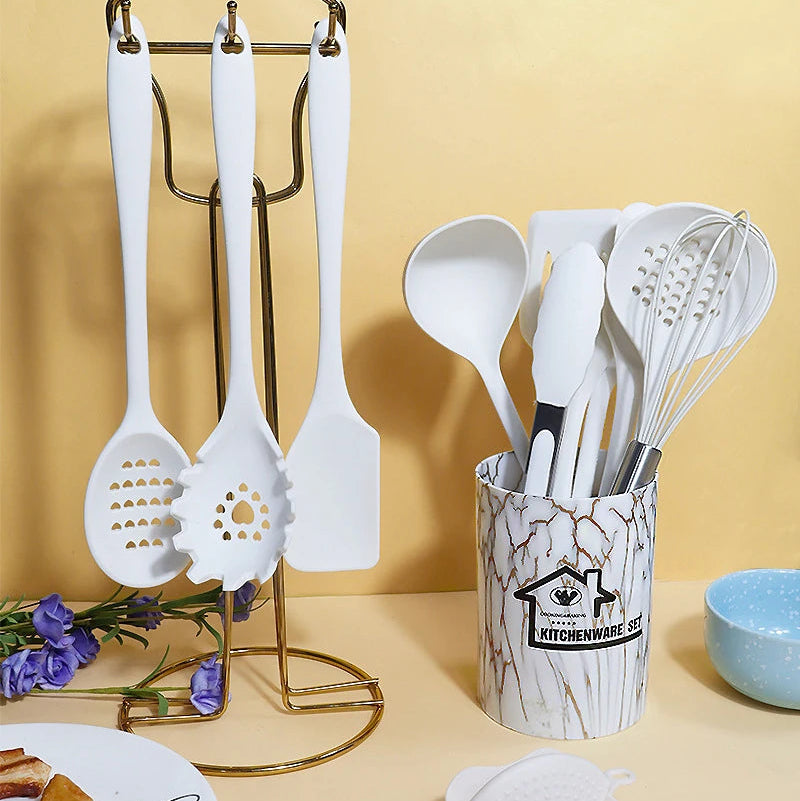 cuisine facile avec ustensiles en silicone