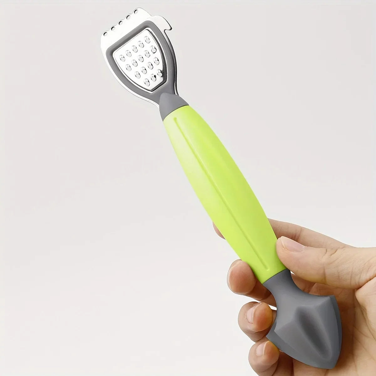 zesteur ergonomique avec poignée colorée pour agrumes