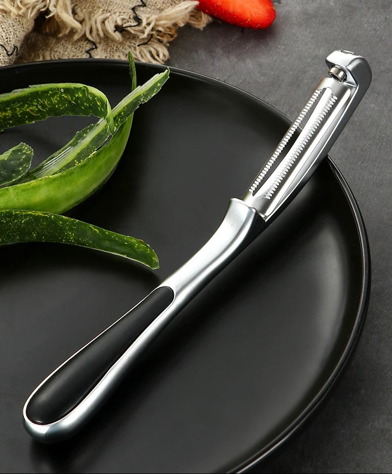 outil de préparation culinaire éplucheur