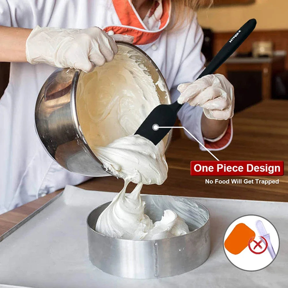 cuisine pratique avec spatules en silicone