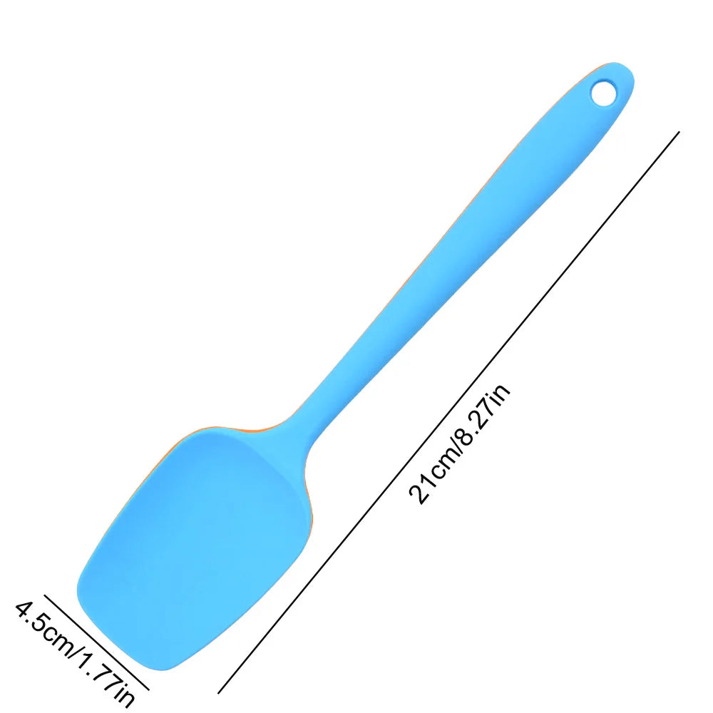 spatule de cuisine pratique pour mélanger les ingrédients