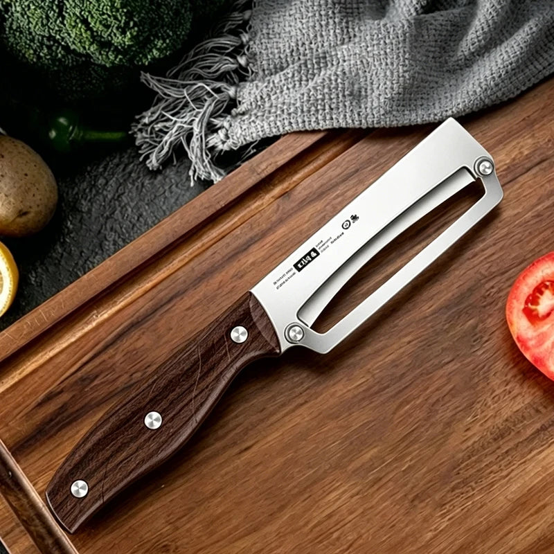 éplucheur à main avec bois et inox