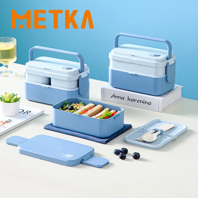 bento compartimenté en bois pour un repas sain