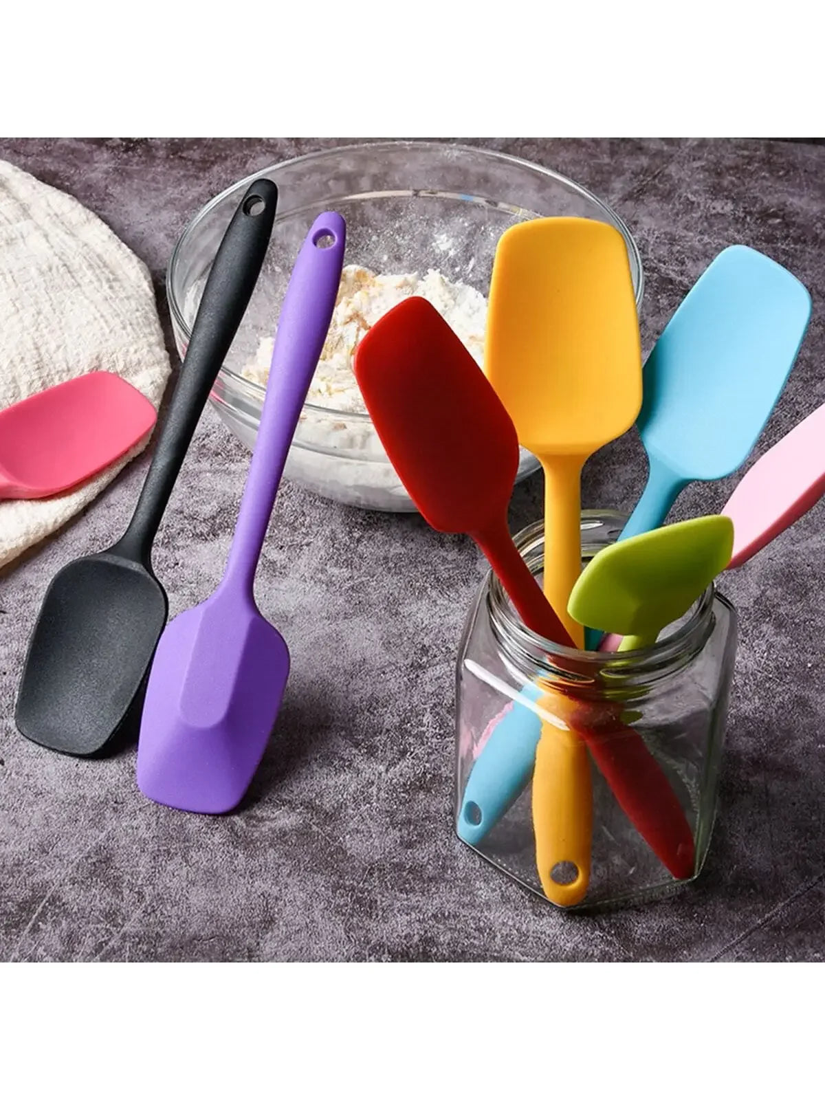 spatule souple en silicone pour gâteau
