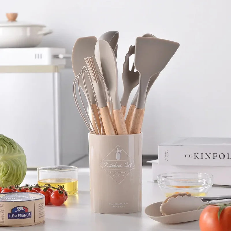 Set Ustensiles Silicone 12 Pieces avec Poignée en Bois - Cuisine