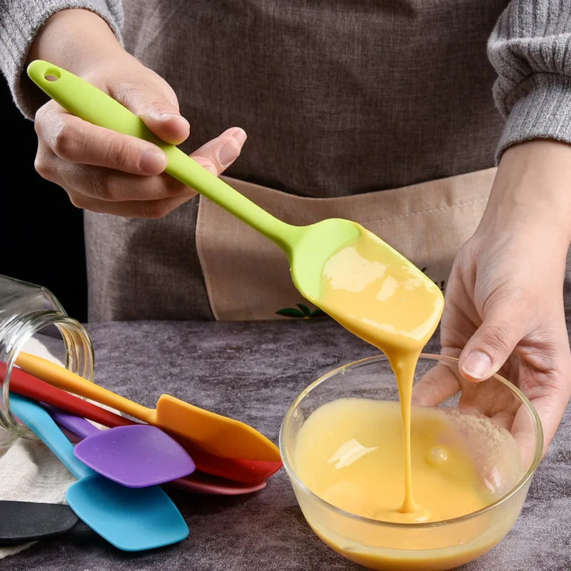 spatule de cuisine non adhésive