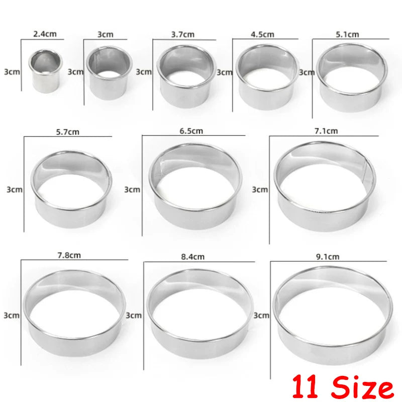 lot de douze emporte-pièces pâtisserie