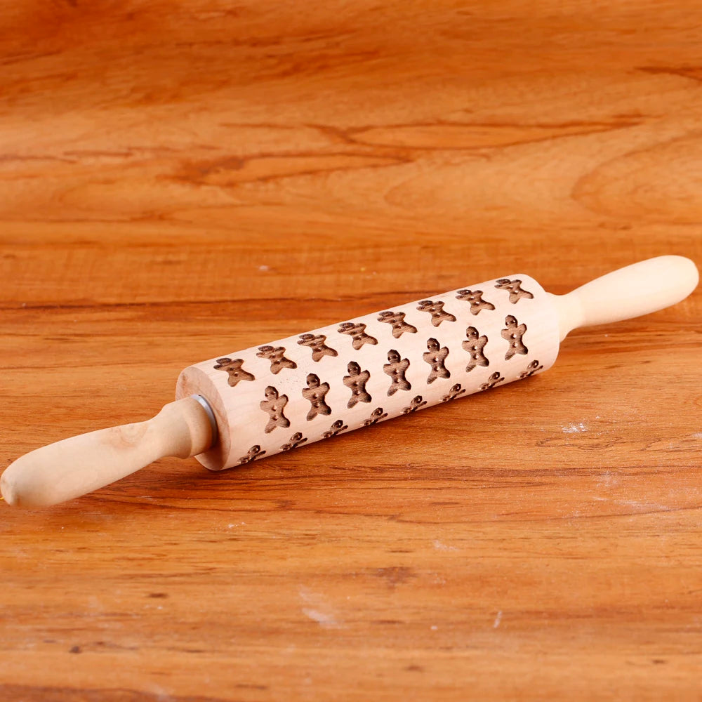 rouleau en bois pour créations sucrées de Noël