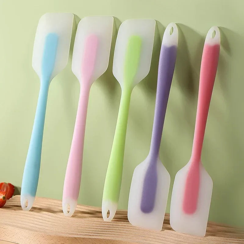 spatule en silicone pour gratter les bols