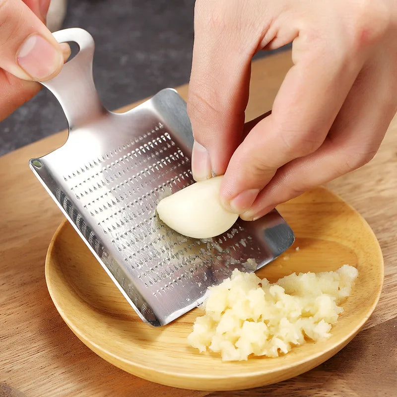Mini Râpe à Ail pratique en Inox