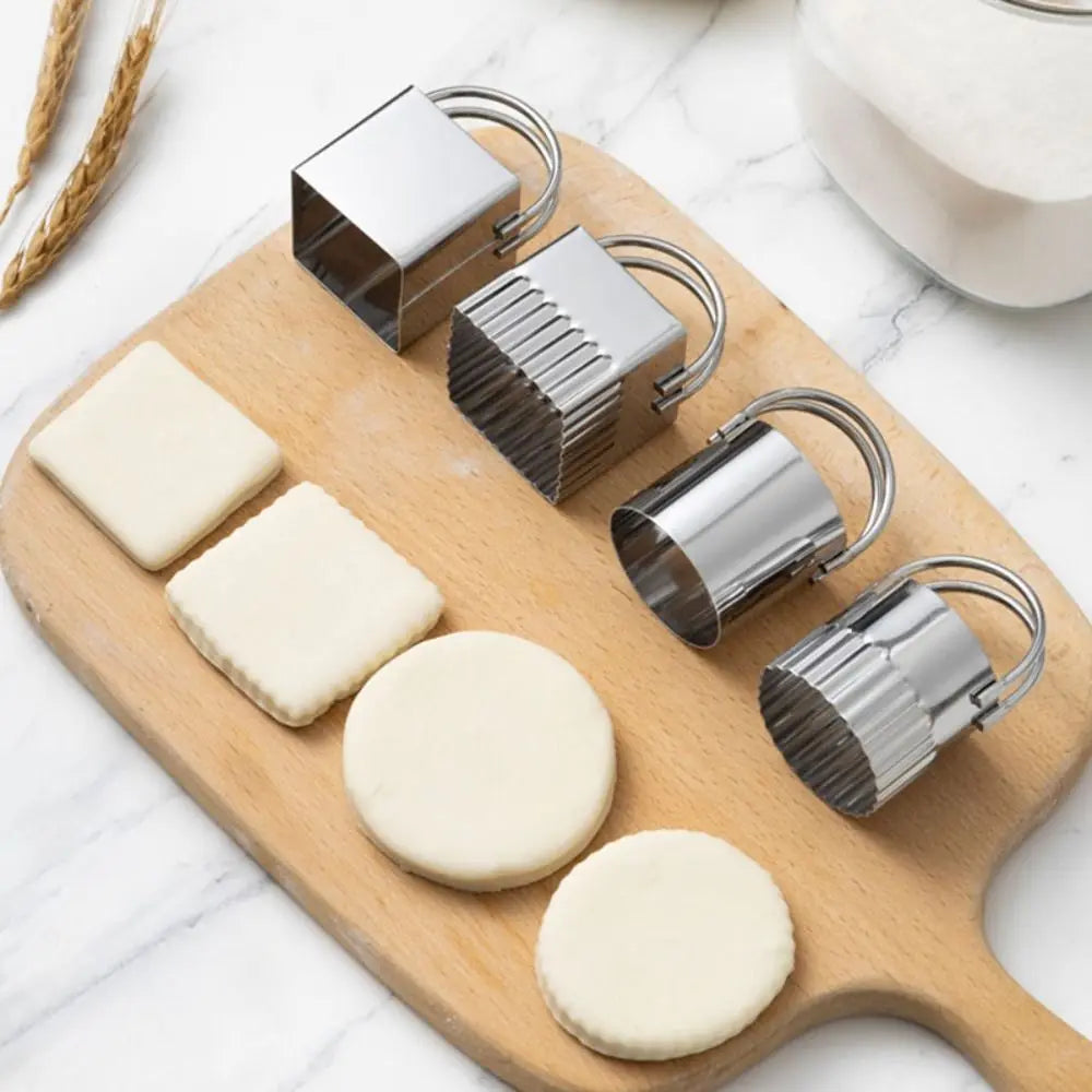 Set de 5 Emporte-Pièces Ronds et Carrés en Acier Inoxydable