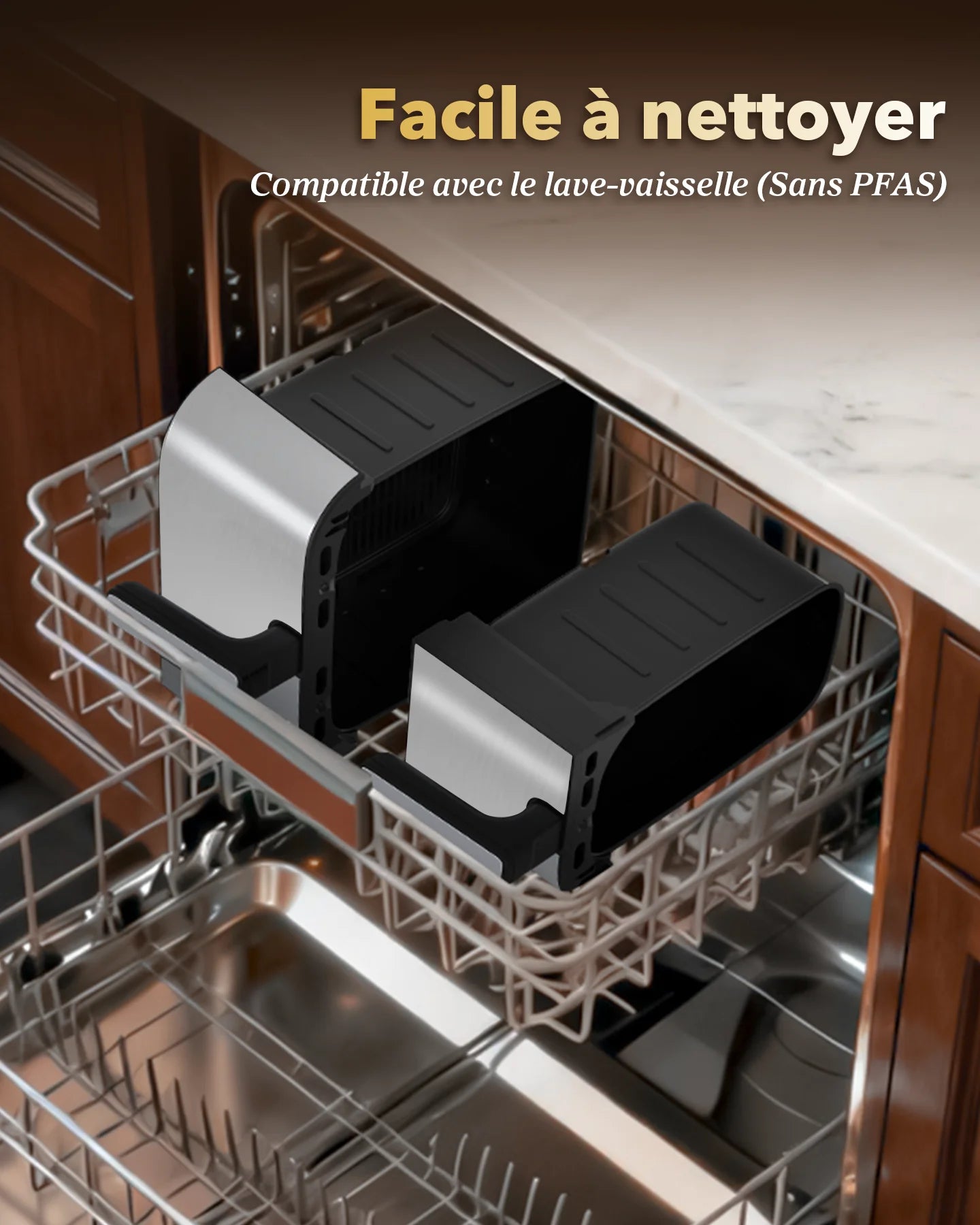 Paniers de l'air fryer double panier rangés dans un lave-vaisselle