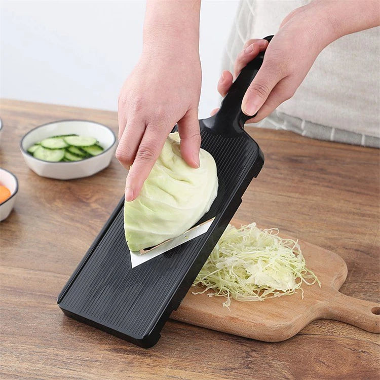 râpe à légumes ergonomique en acier