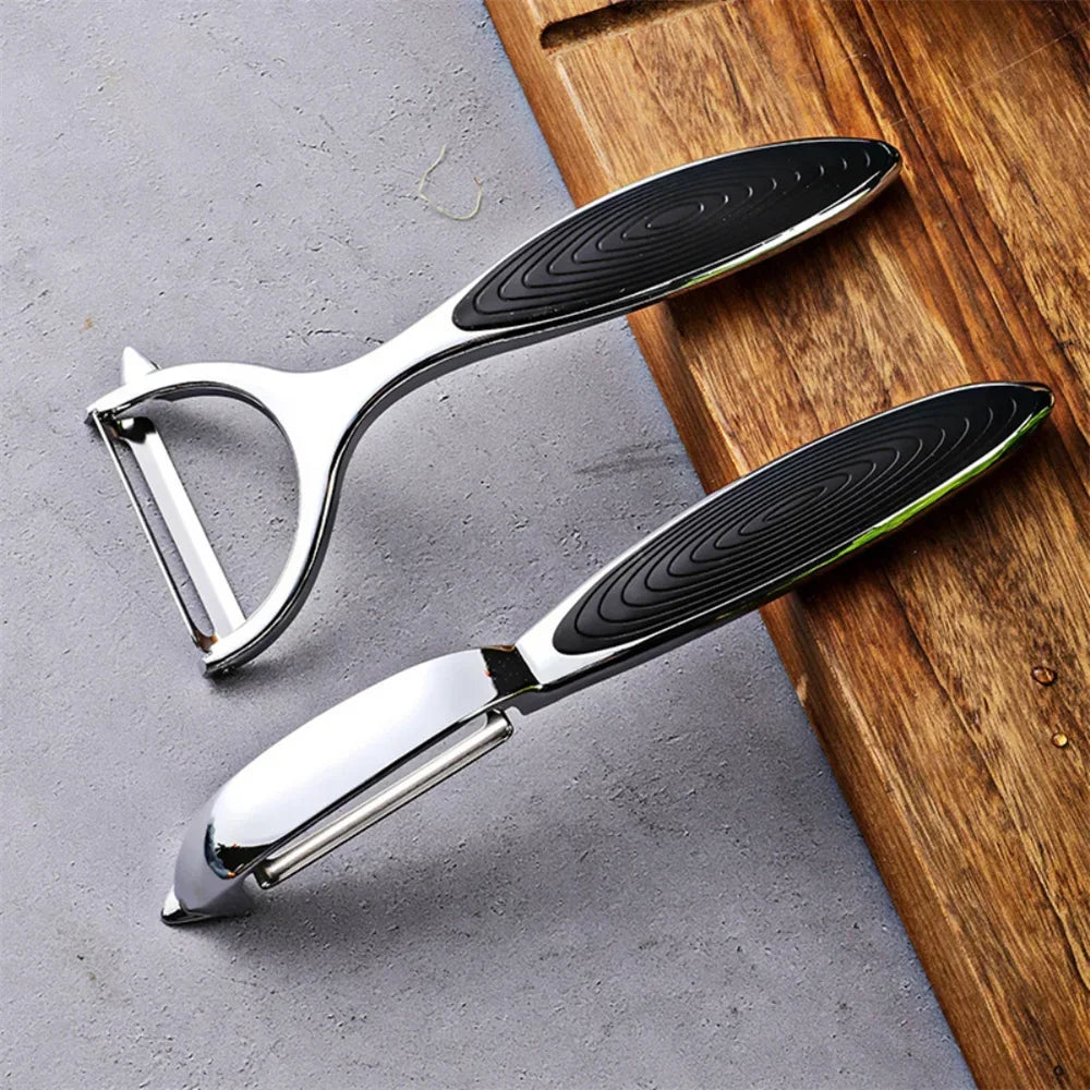 éplucheur de fruits pratique en inox