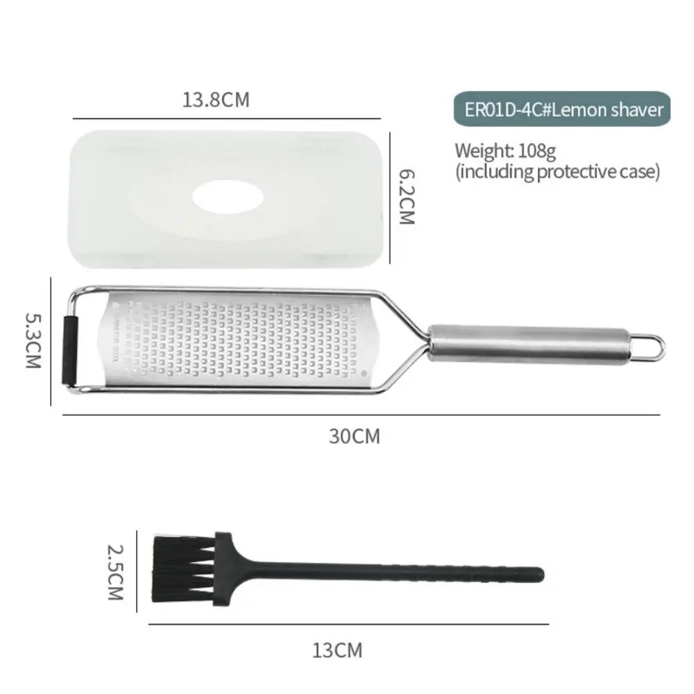 râpe manuelle avec nettoyant inclus