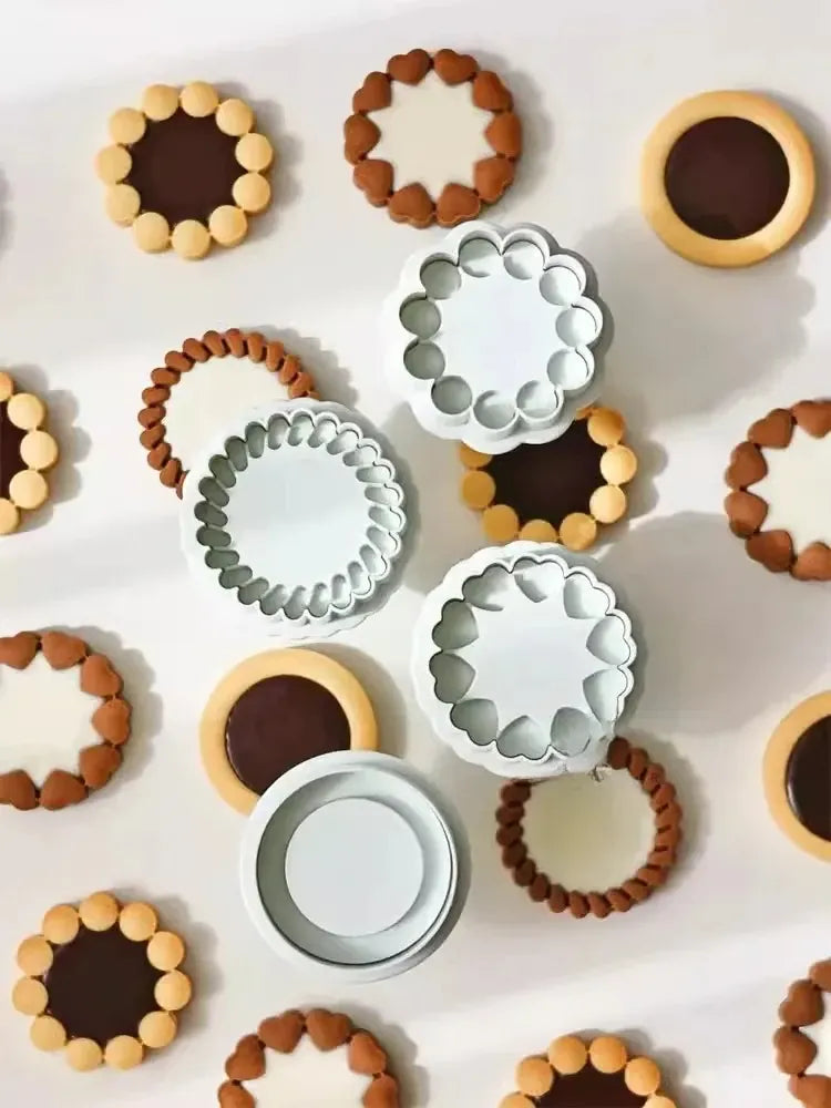 Emporte-pièce en silicone pour biscuits en forme de fleur - 3 pièces emportepieces
