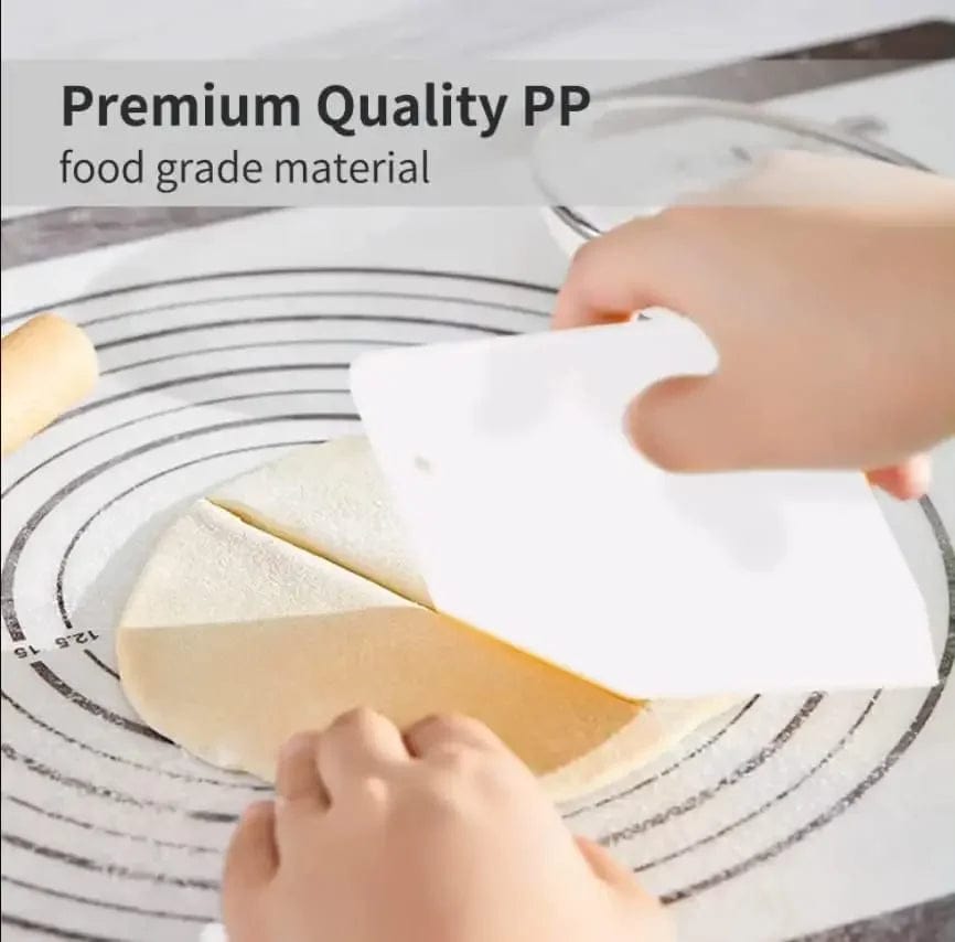 🍰 Coupe-Pâte Multifonction pour Pâte à Pain et Gâteaux - Gratte-Pâte Cuisine DIY Eco-Friendly - Taille 13x9CM