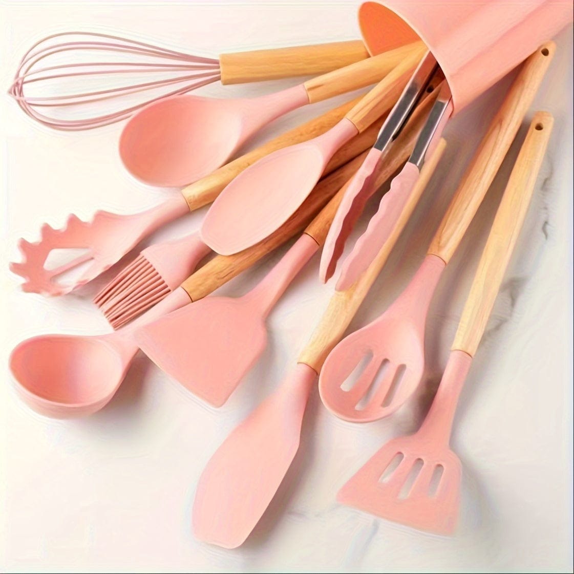 Ensemble d'Ustensiles de Cuisine en Silicone Beige avec Manche en Bois - Lot de 12, Ustensiles de Cuisine Sûrs, Anti-adhésifs, Lavables - Accessoires de Cuisine, Gadgets de Cuisine Pink