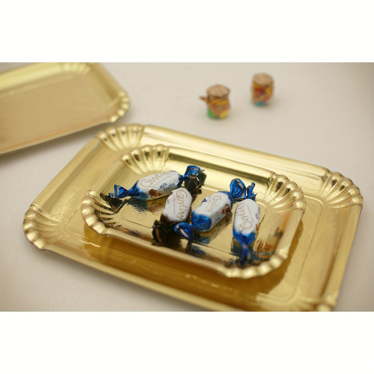 Ensemble de 10 Plateaux à Gâteaux Or Rectangle, Plateaux Jetables en Carton pour Plats, Bases de Gâteaux Anti-Gras, Plateaux de Présentation pour Desserts, Décoration de Gâteaux pour Fêtes et Mariages