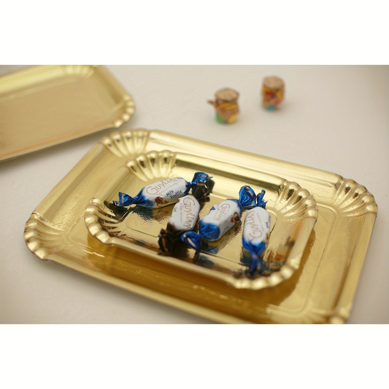 Ensemble de 10 Plateaux à Gâteaux Or Rectangle, Plateaux Jetables en Carton pour Plats, Bases de Gâteaux Anti-Gras, Plateaux de Présentation pour Desserts, Décoration de Gâteaux pour Fêtes et Mariages