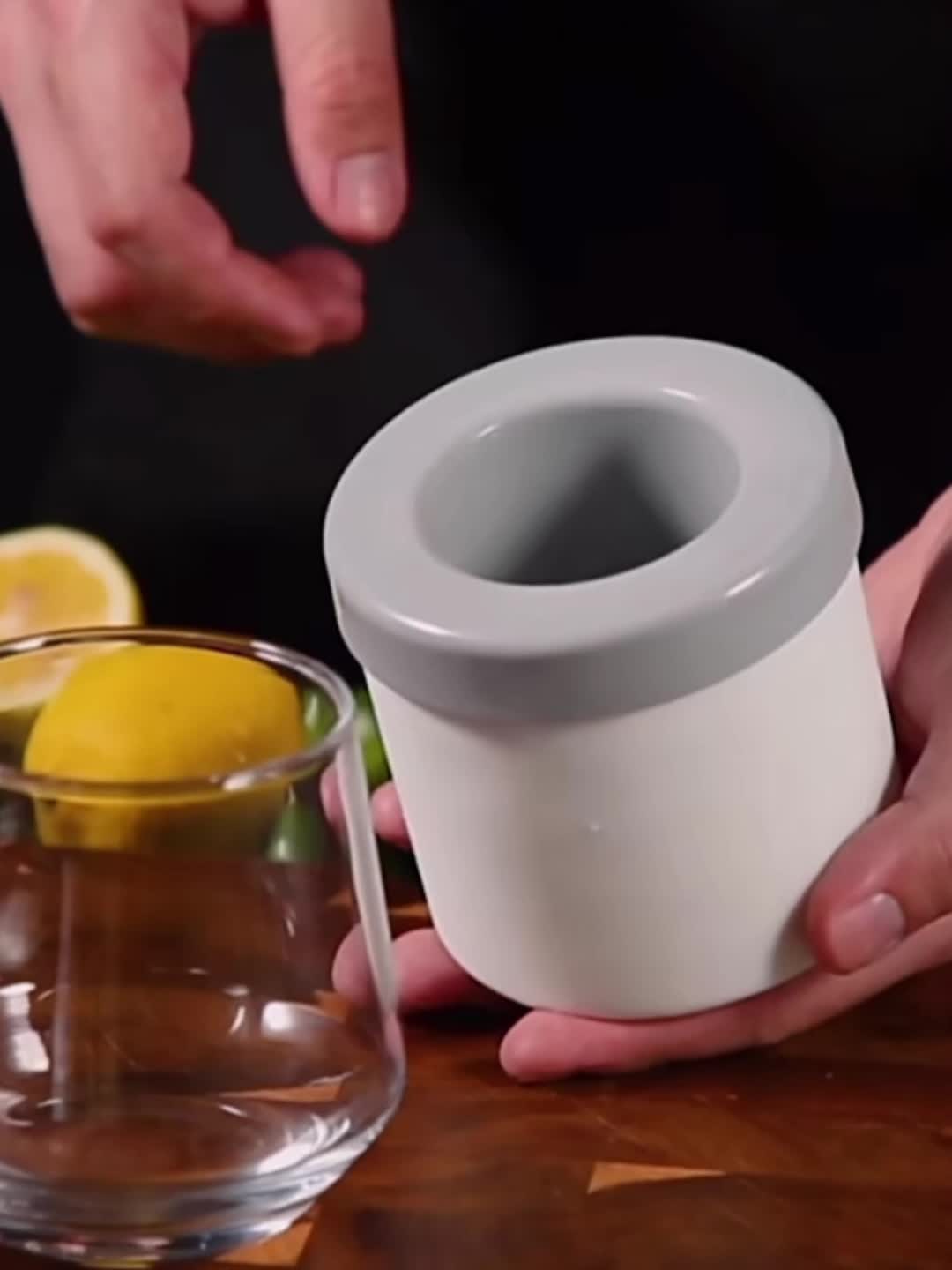 Moule à glaçons en silicone - Faites des glaçons en forme parfaite en un clin d'œil!