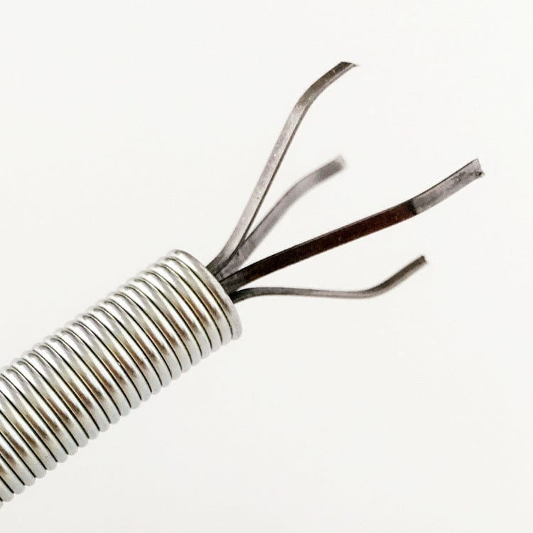 Pince longue portée pour canalisation d'évier