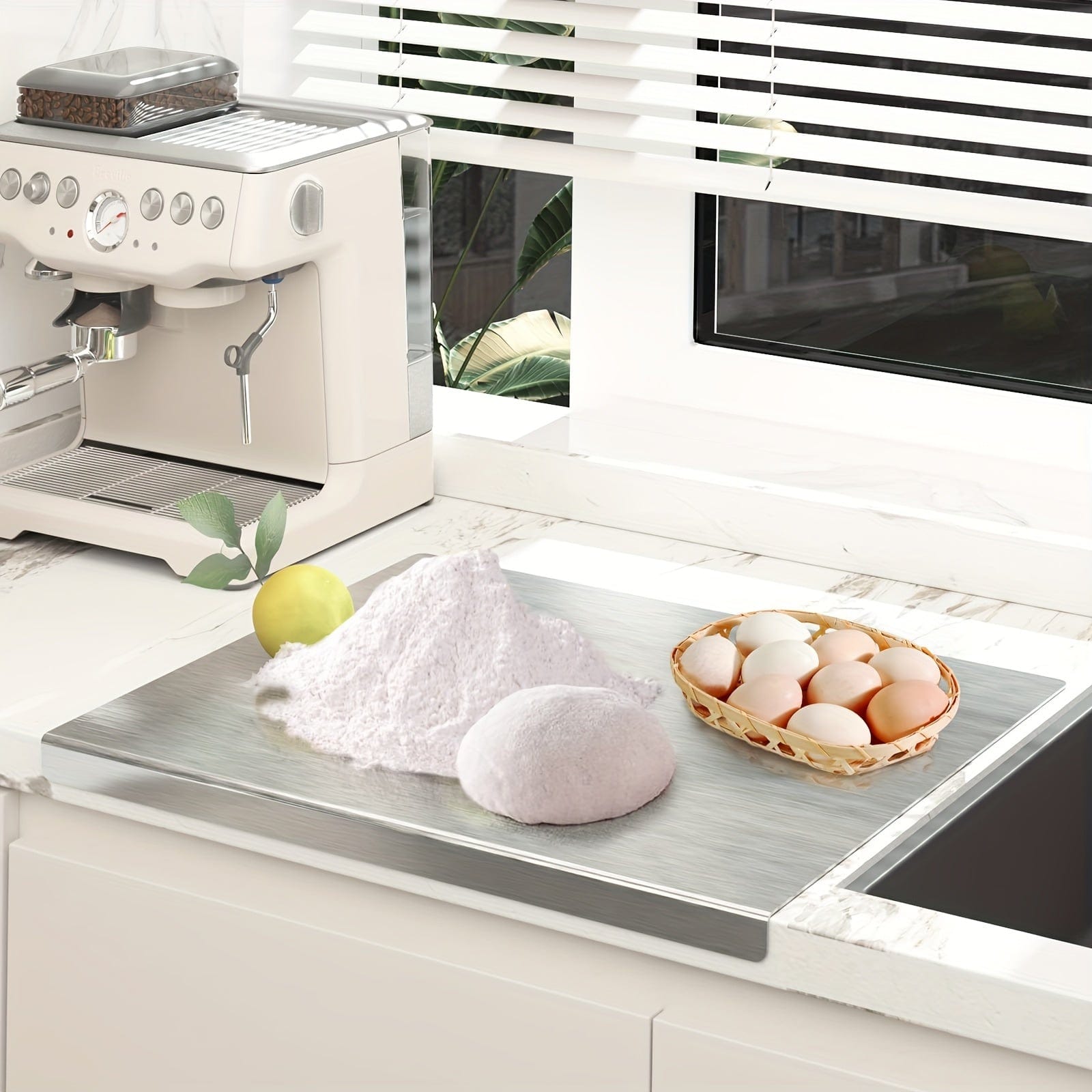 Planche à découper en acier inoxydable pour viande, fruits, légumes - Chirano - Antidérapante, bord de protection - Accessoire cuisine