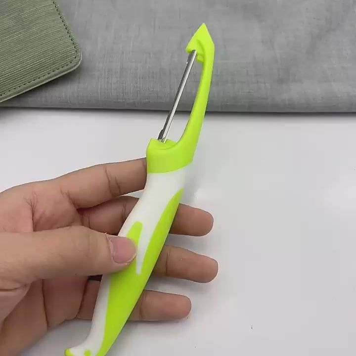 Économe à Lame Pivotante