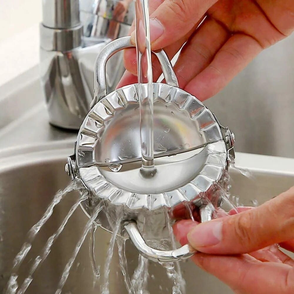 Set Moules à Ravioli et ses accessoires